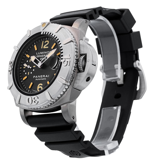 Panerai Luminor Submersible PAM00194 Image 2